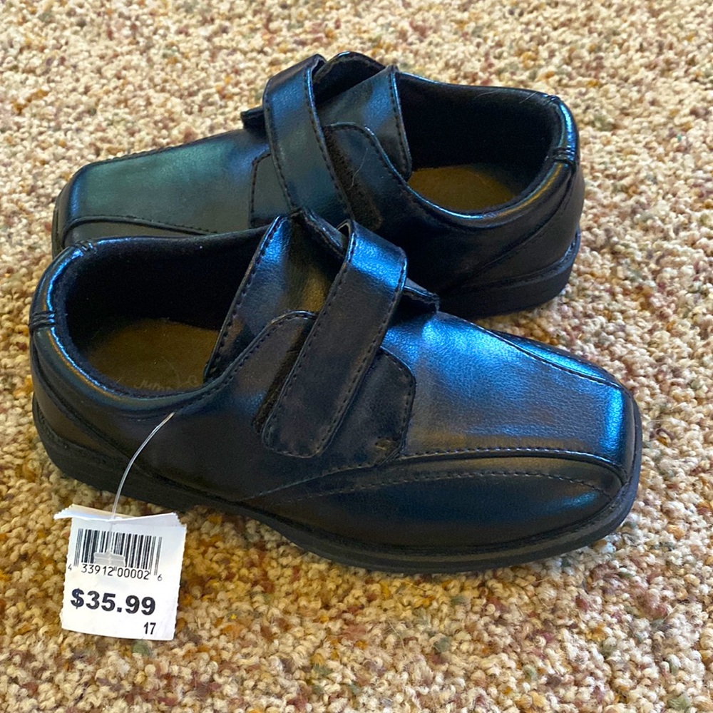Toddler dress shoes size 9